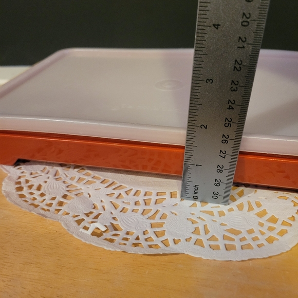 Set of 2 Vintage Tupperware Marinade/Storage Trays Paprika Red w/ Lids - Picture 7 of 11